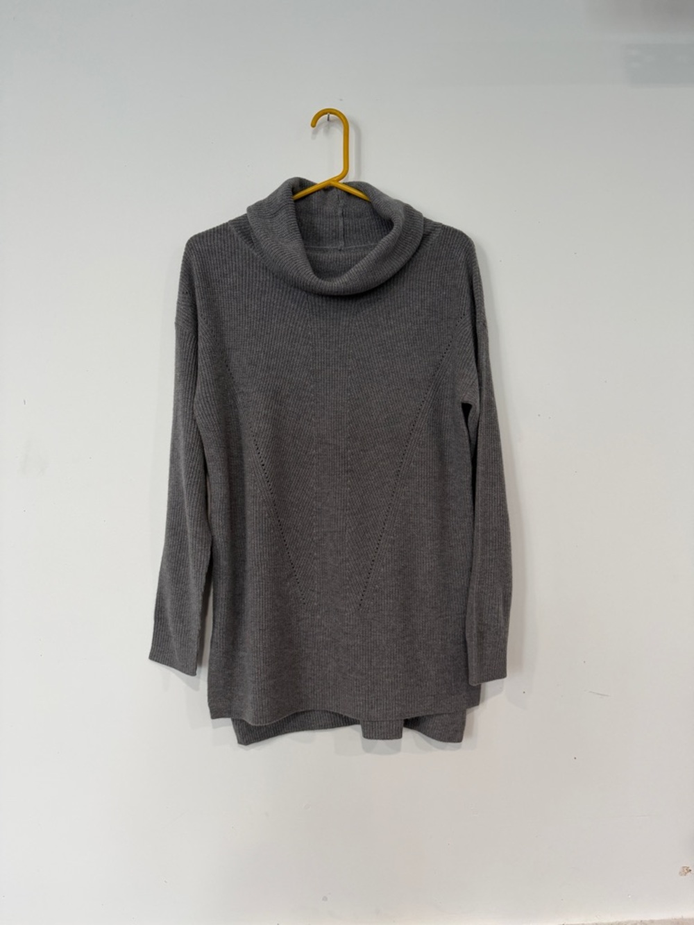 Michael Stars cashmere blend ribbed turtleneck sweater